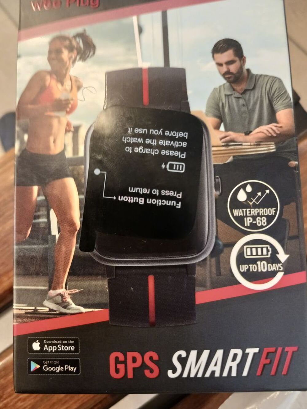 montre jamais servi marque WEE PLUG 
GPS SMART FIT ?? Bijoux et montres