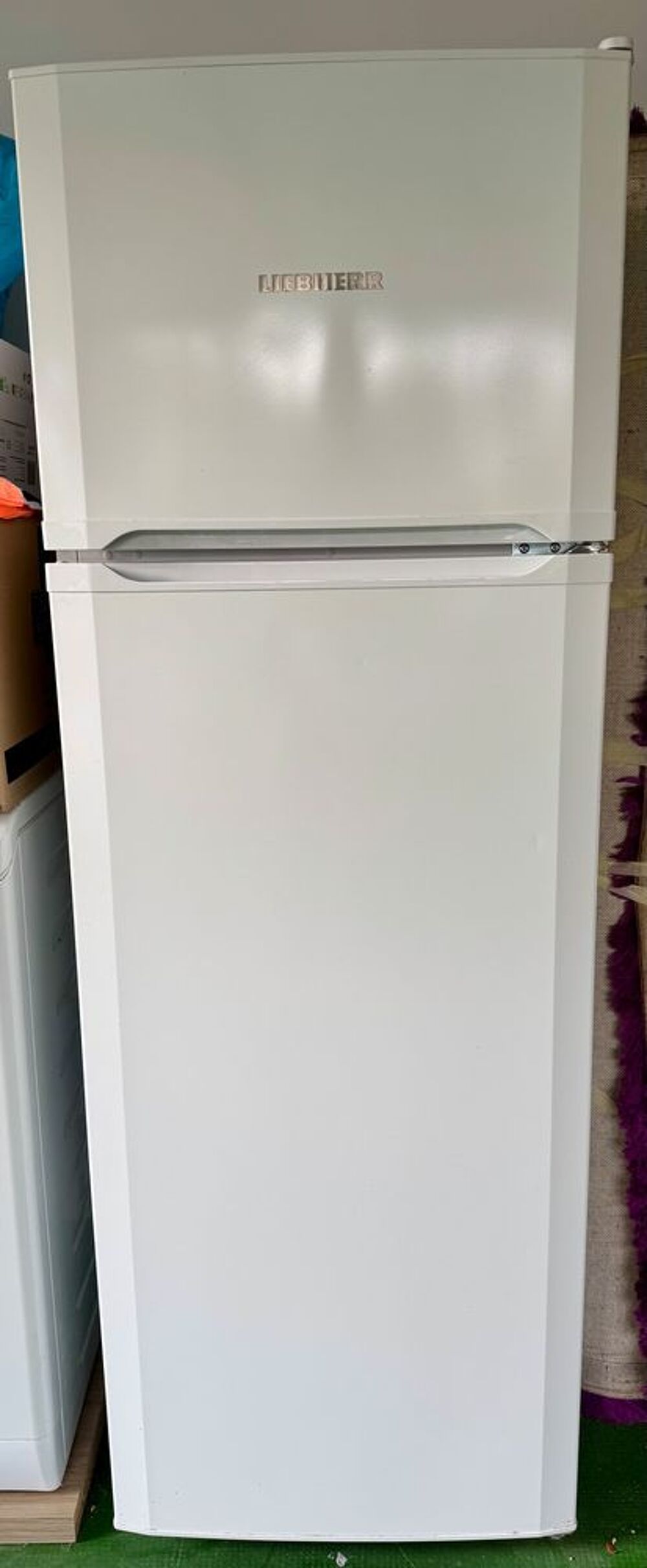 Frigo Liebherr 2 portes (classe &eacute;nerg&eacute;tique A++ )
Electroménager