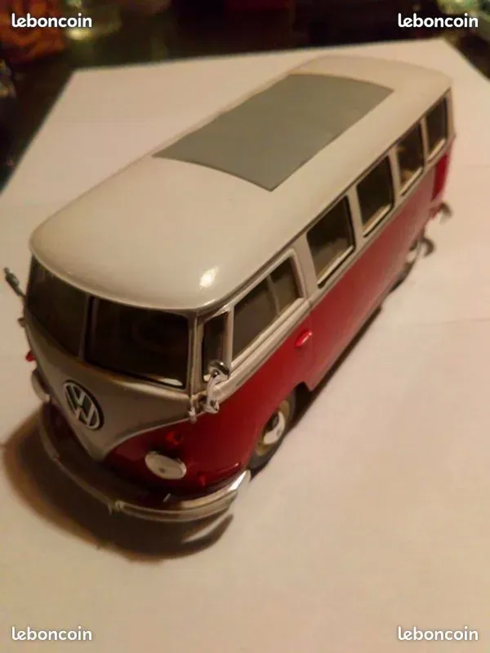 VOITURES MINIATURES 1/24 1/21 