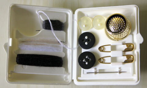 Trousse Couture Air France Premi�re 10 Issy-les-Moulineaux (92)