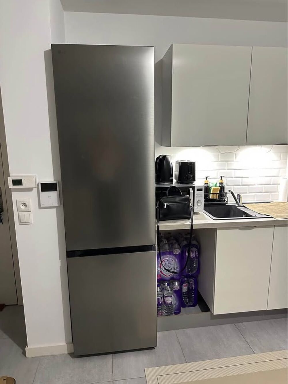 Frigo combin&eacute; LG Inox Comme neuf Garantie 1 an restante Electroménager