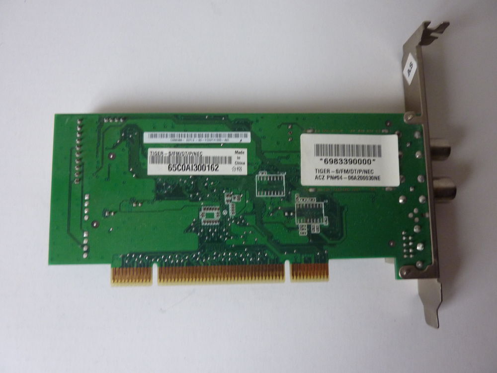 Carte ASUS Tiger TV TNT Matériel informatique