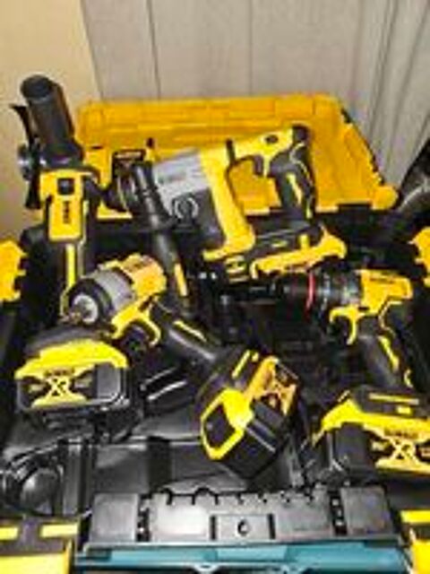   nouveau kit Dewalt 4 en 1 