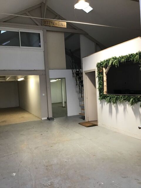 LOCAL D'ACTIVIT&Eacute;S  160 m2 La Varenne St Hilaire, SAINT MAUR DES FOSSES 2100 94210 La varenne st hilaire