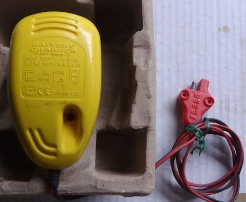 CHARGEUR DE BATTERIE POUR DEMAREUR 10 Balma (31)