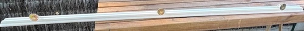 Rampe d'escalier en bois painte en blanc Bricolage