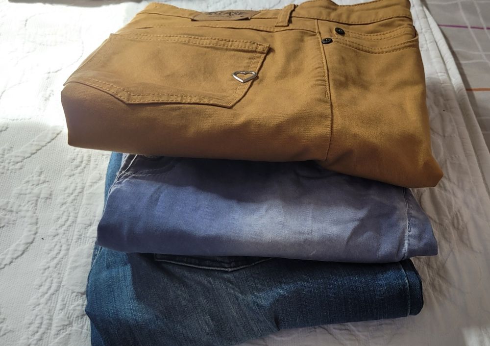 LOT DE VETEMENT FEMME 38/40 Vêtements