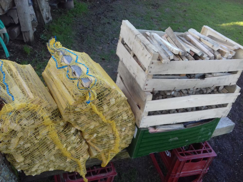 Petit bois pour allumer chemin&eacute;e. Bricolage