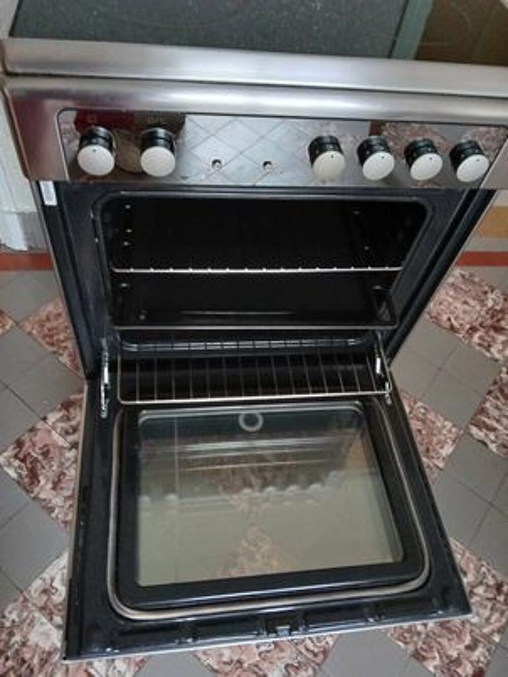 cuisini&egrave;re Electroménager