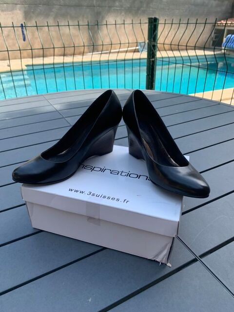 Escarpins femme en cuir � talons compens�es    Ins 12 Saleilles (66)