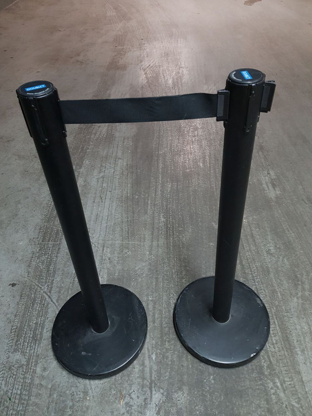 2 Poteaux &agrave; sangle d&eacute;roulante noir DOUBLET ORLEANS
Bricolage