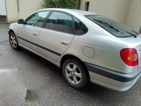 Toyota avensis 1.8i Linea Sol