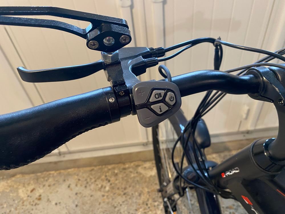 v&eacute;lo &eacute;lectrique femme V�los