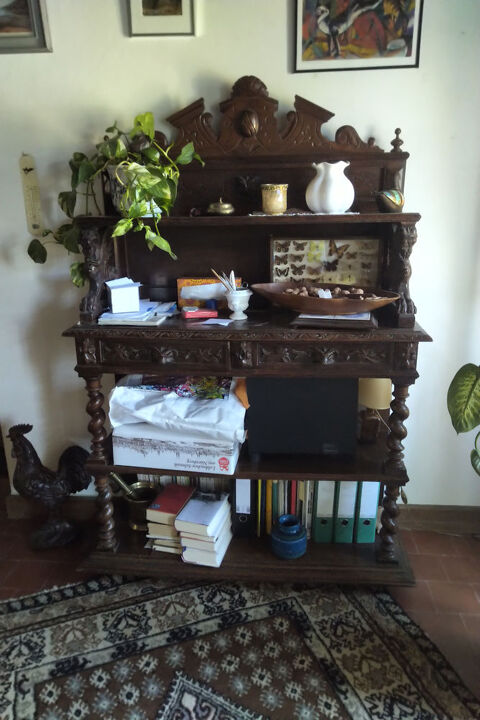 Desserte originale, enti�rement sculpt�e 120 Montreuillon (58)