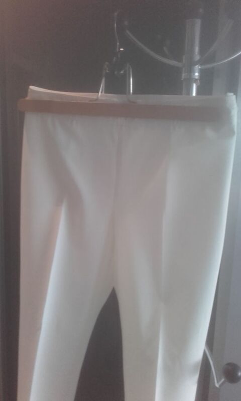 pantalon Manoukian blanc 30 Le Havre (76)