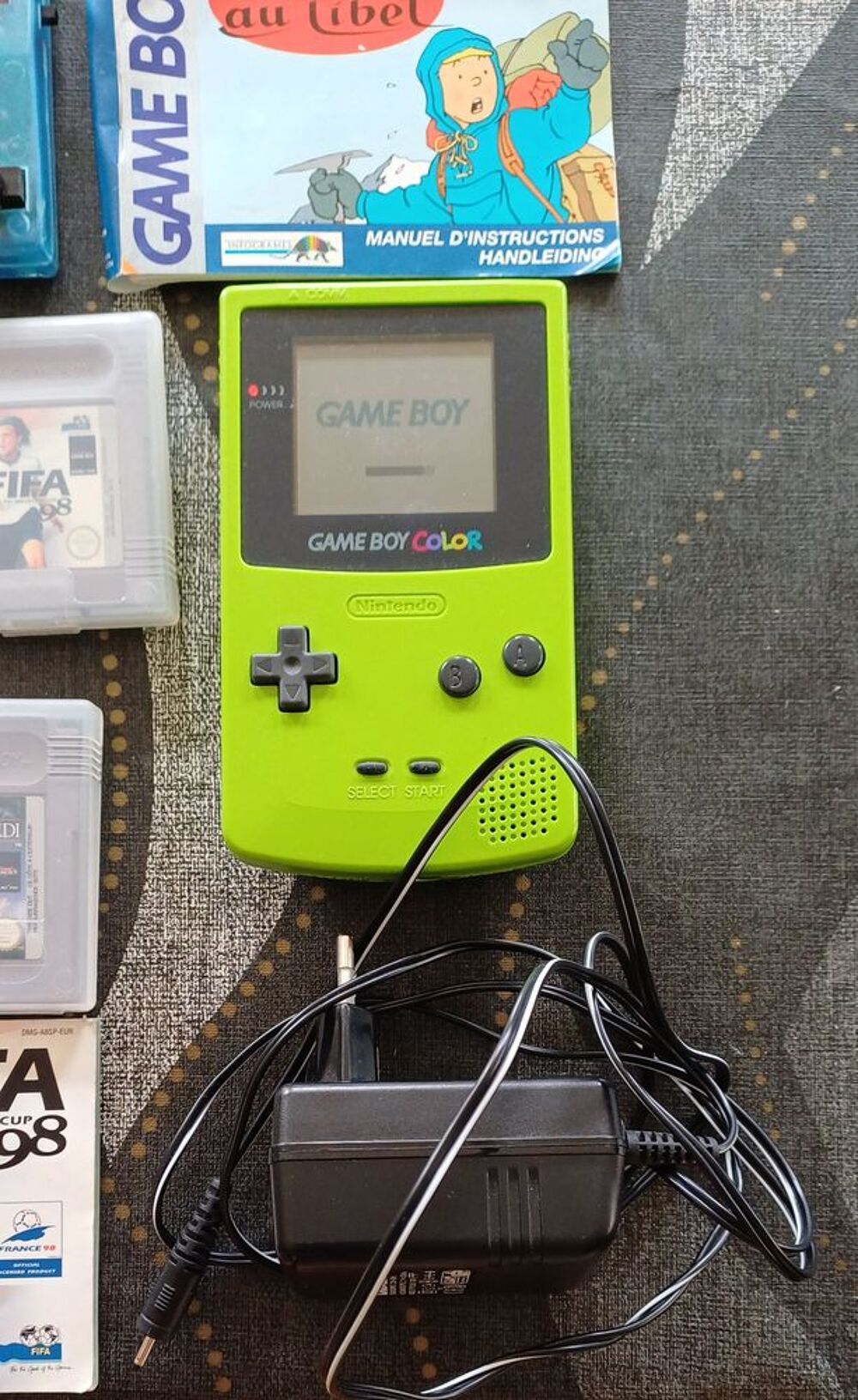 GAME BOY COLOR Consoles et jeux vidéos