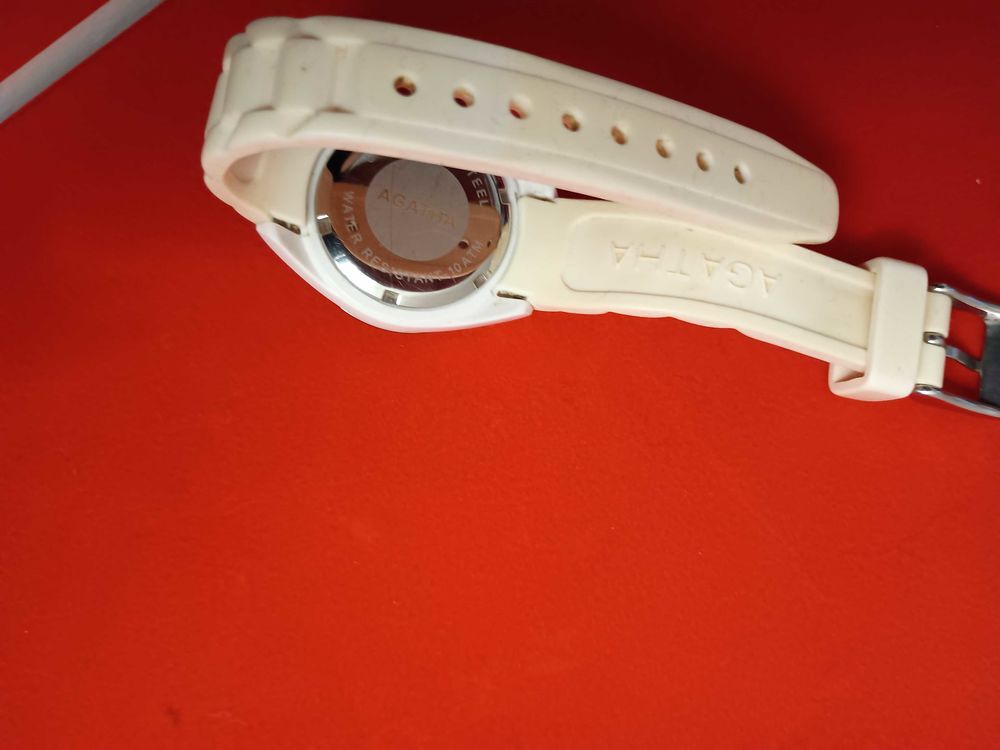 Montre+AGATHA**pile+neuve** Bijoux et montres
