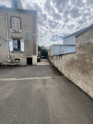  Parking / Garage à louer 36 m²