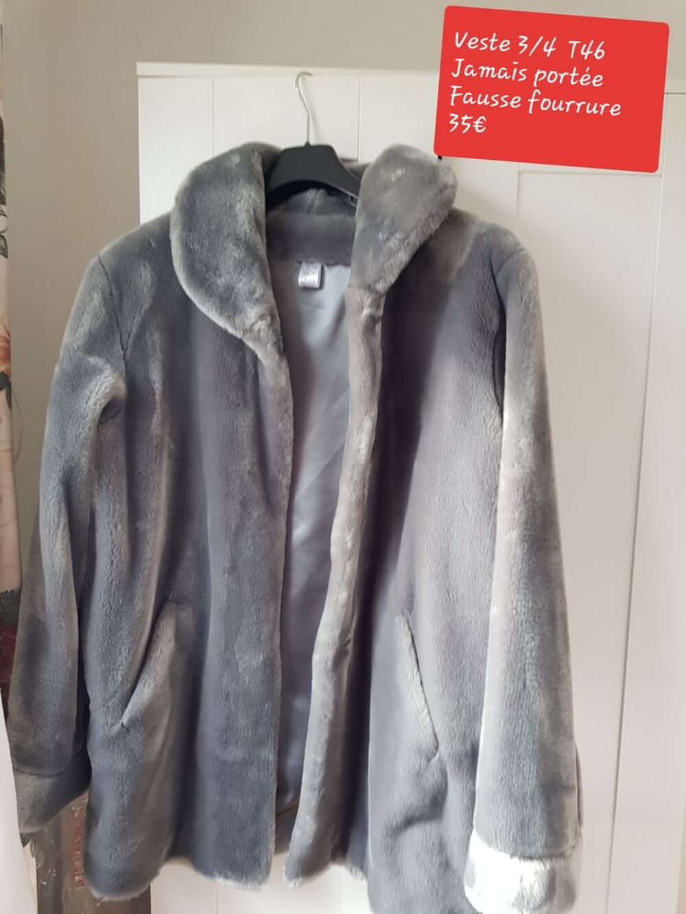 Manteau fourrure synth&eacute;tique gris Vêtements