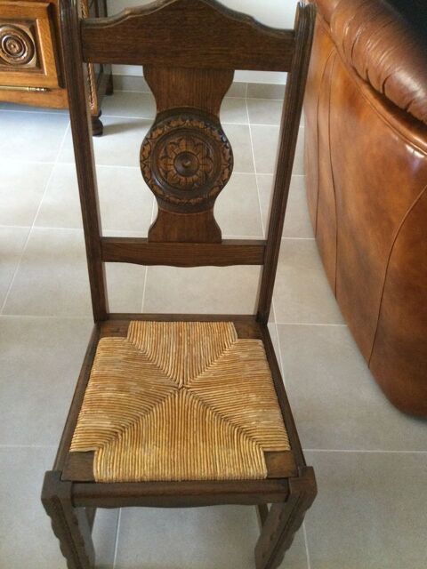 Chaises 
0 Br�al-sous-Montfort (35)