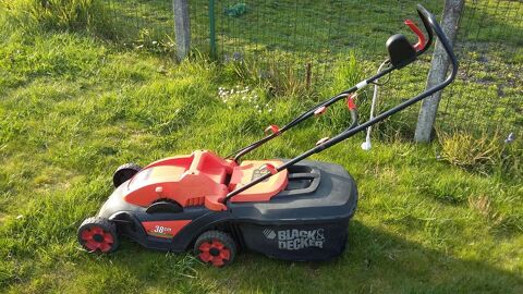 Tondeuse BLACK & DECKER GR3810. 75 Flers-en-Escrebieux (59)