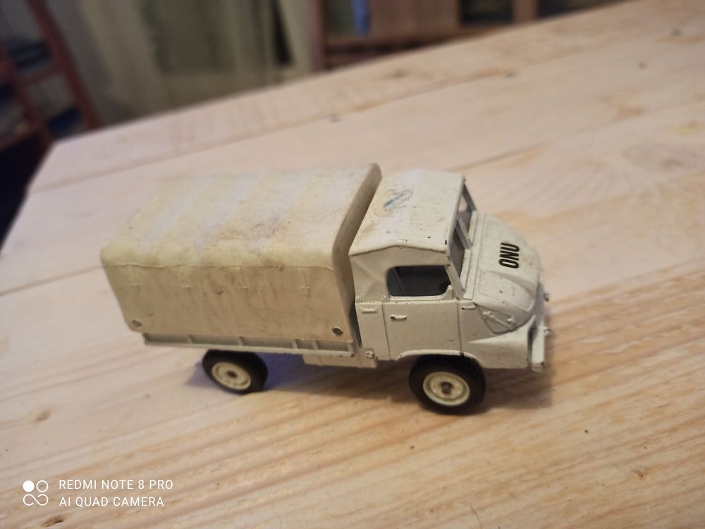 voiture miniature Jeux / jouets
