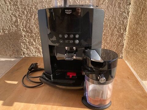 Machine  caf  grain avec broyeur 170 Bouc-Bel-Air (13)