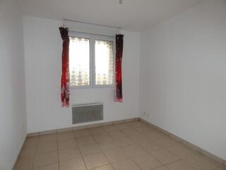  Appartement à louer 3 pièces 64 m²