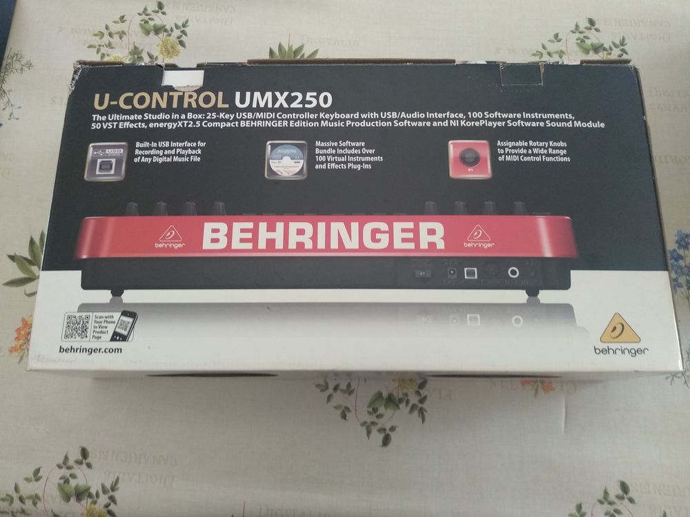 Umx250 clavier de la marque behringer Instruments de musique