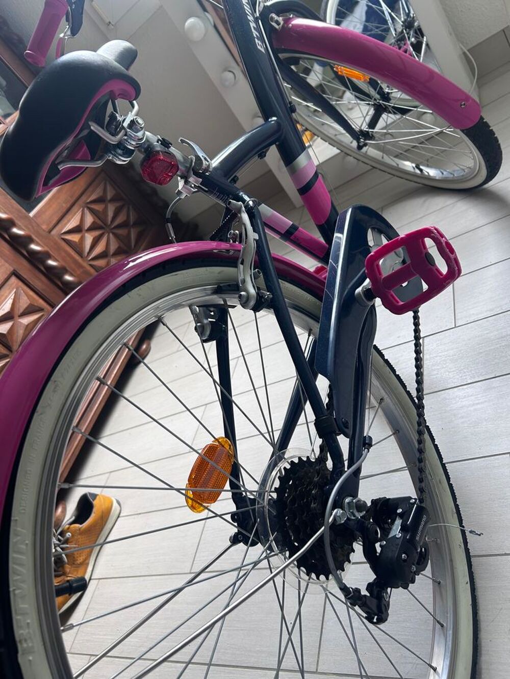 V&eacute;lo BTWIN rose et bleu fonc&eacute; 9/12ans Vélos