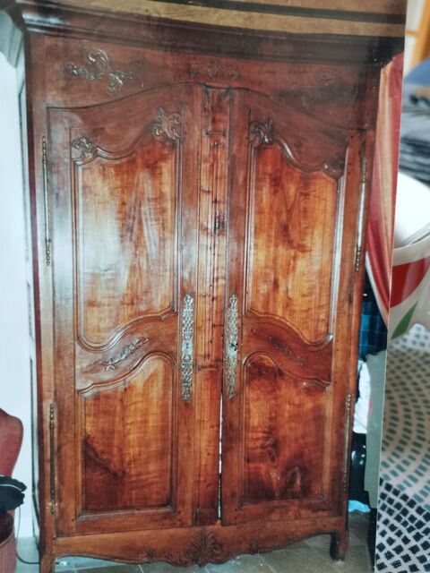 ARMOIRE MERISIER 200 Saint-Aubin-les-Forges (58)