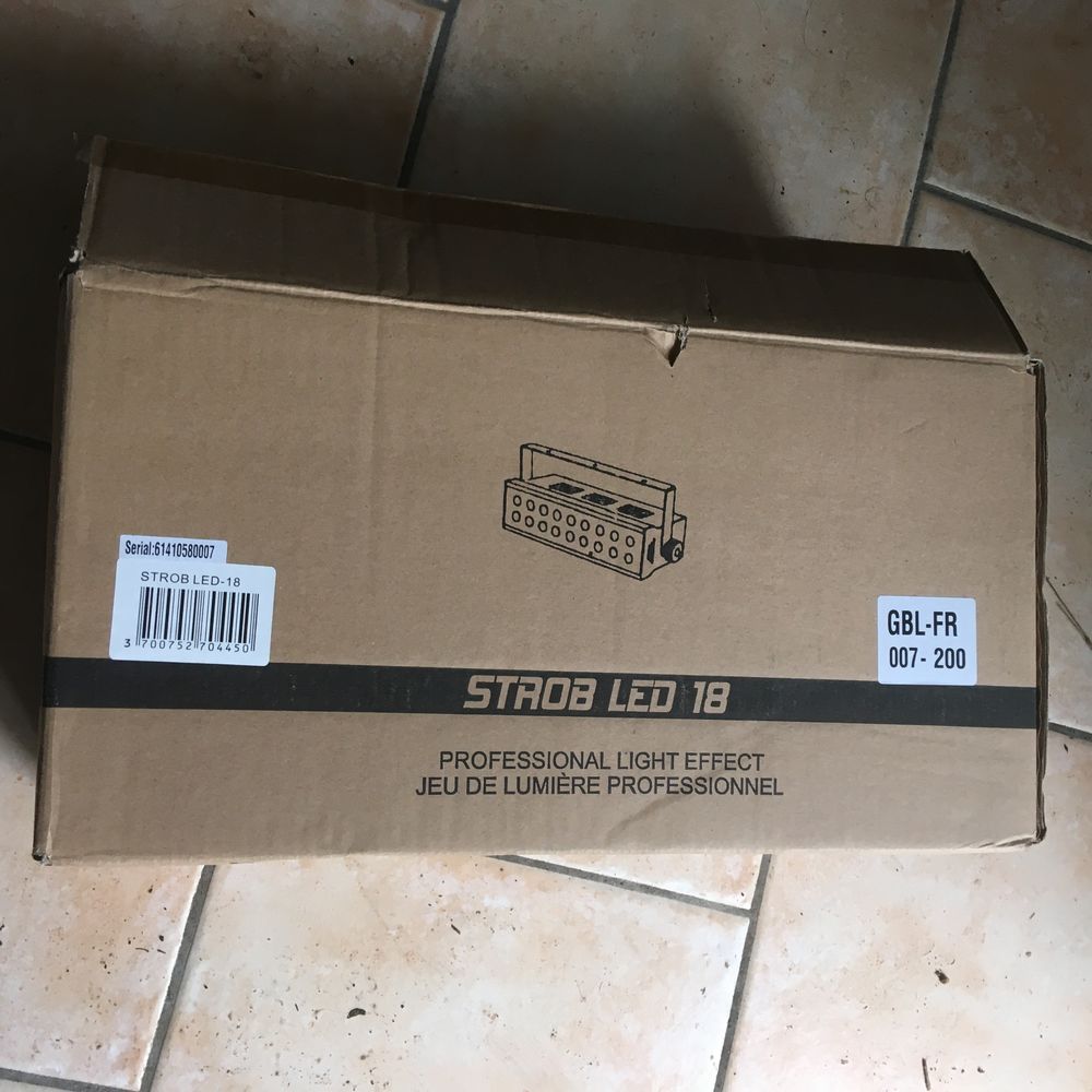 strob 18 leds Boom Tone DJ Audio et hifi