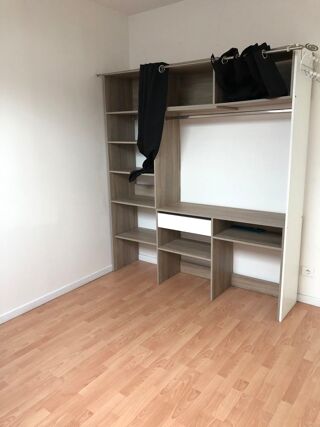  Appartement à louer 2 pièces 31 m²