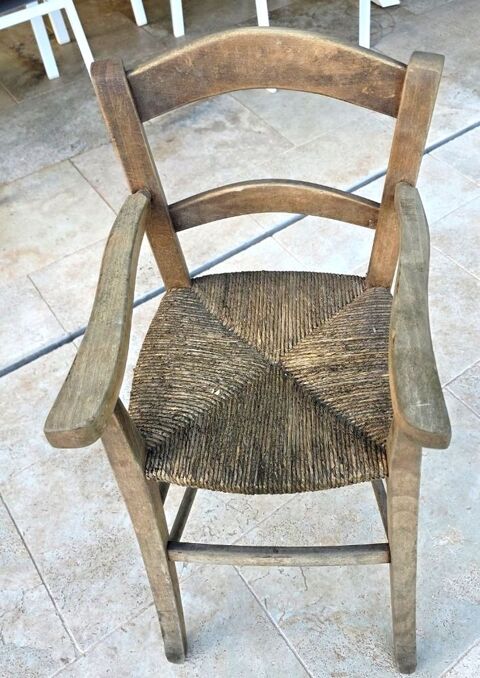 chaise bébé 15 Taradeau (83)