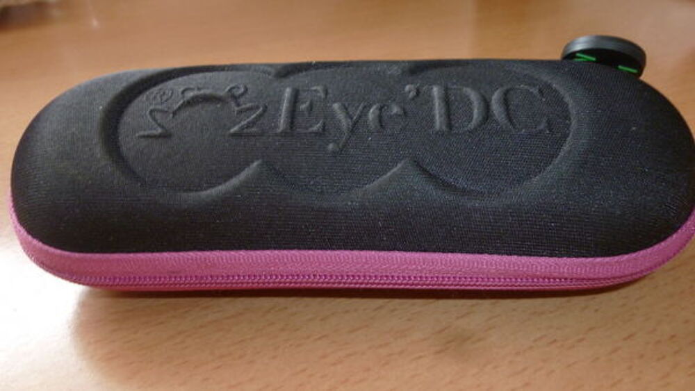 ETUI A LUNETTES "EYE DC" Bijoux et montres