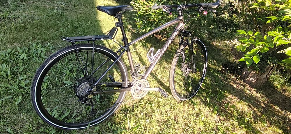 VTC Specialized Cross Trail Vélos
