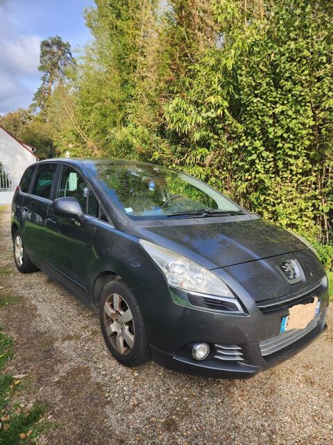 Peugeot 5008 1.6 HDi 110ch FAP BVM6 Confort Pack 5pl 2009 occasion Rambouillet 78120