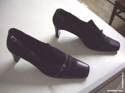 Escarpins Noir pointure 41/42 4 Bouxwiller (67)