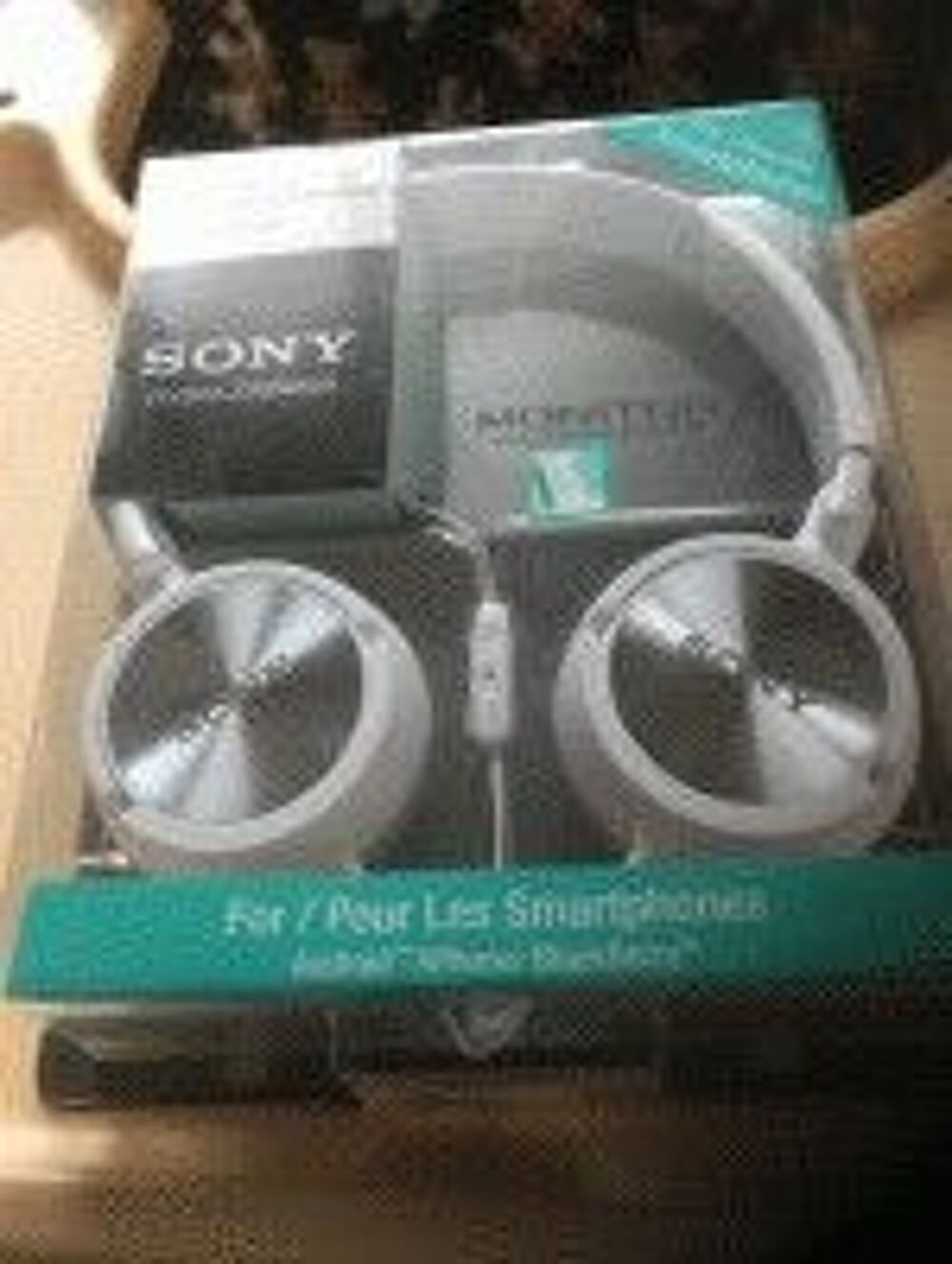 CASQUE NEUF SONY AVEC MICRO DANS SA BOITE 30 EUR Audio et hifi