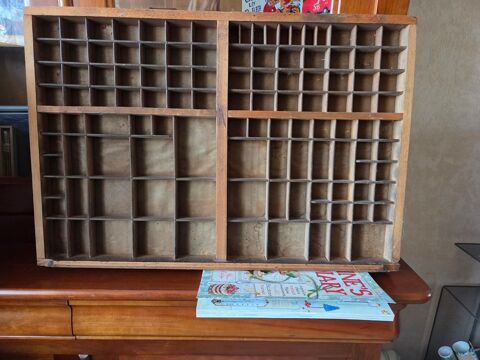 CASE IMPRIMERIE ANCIENNE 35 Chroy (89)