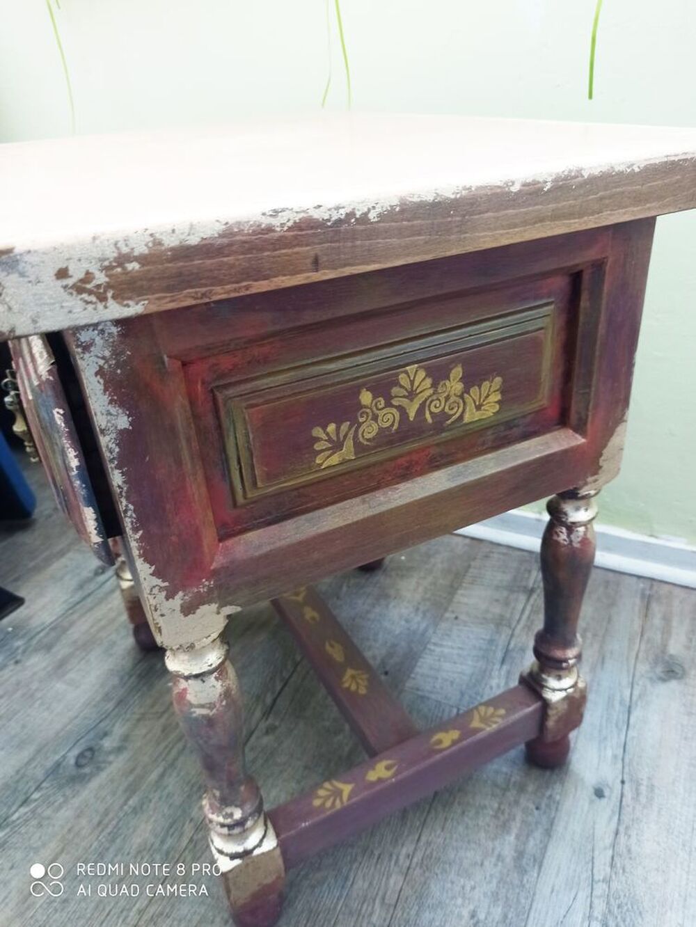 Meuble avec dorures bois massif Meubles