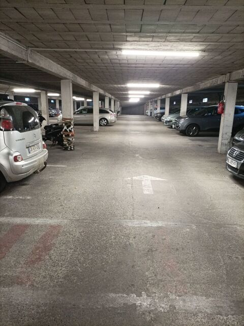  Parking / Garage � louer 10 m�