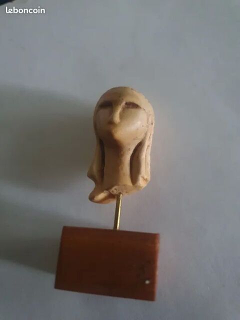 La dame a la capuche reproduction Nyons (26)