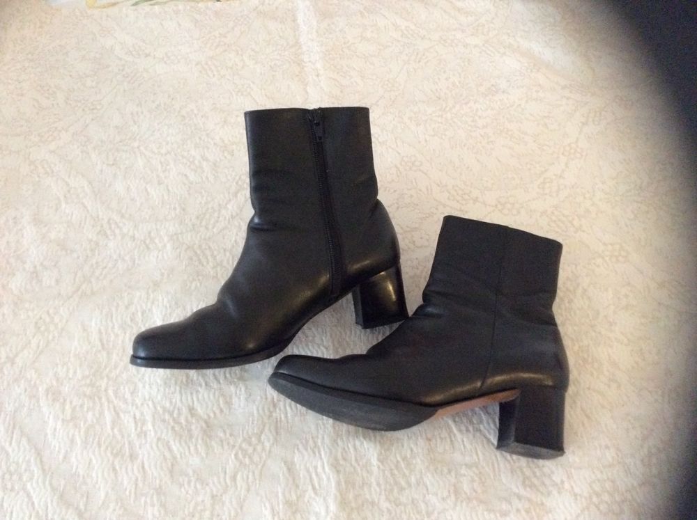 BOTTINES NOIRES CUIR TAILLE 36,5 Chaussures