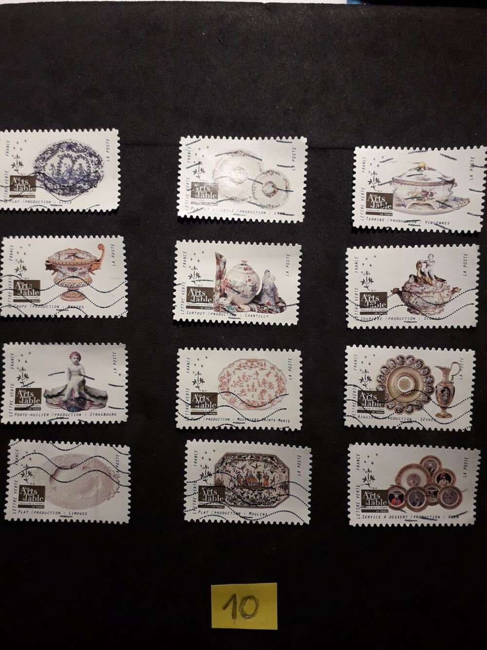 1s&eacute;rie compl&egrave;te de timbres 0,40 € la s&eacute;rie.10- 