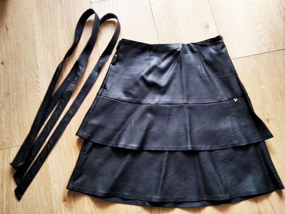 Jupe GUESS 36 Vêtements