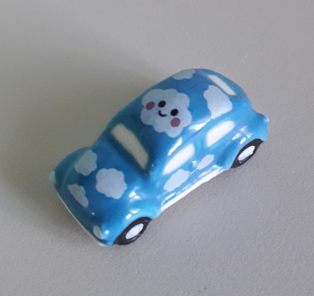 F&egrave;ve : Petite voiture bleue 