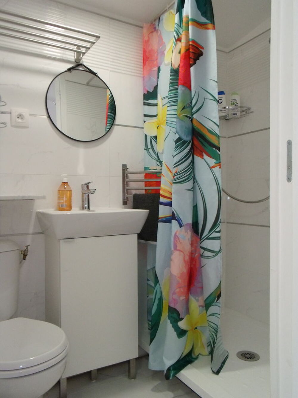 Location Appartement Studio meublé tout inclus, parking sécurisé, à 5 min de Sens Sens