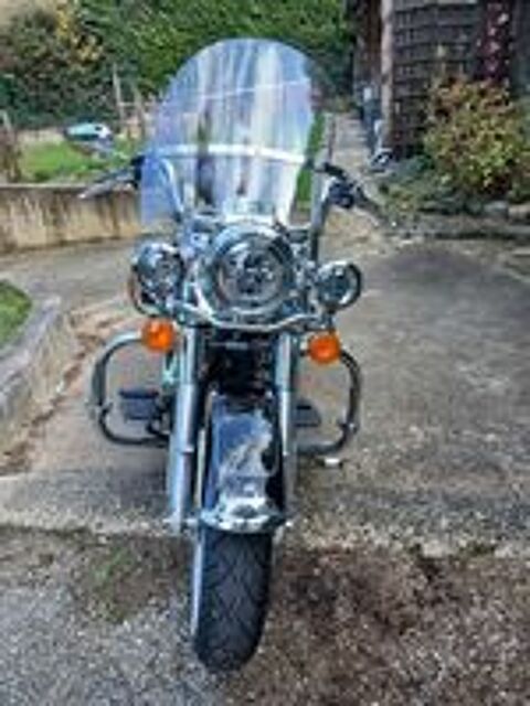 HARLEY-DAVIDSON 2011 occasion 69720 Saint-Bonnet-de-Mure