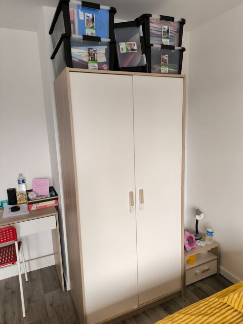 Lit + sommier + matelas 90x 190 + table de chevet ET Armoire 120 Vers-sur-Selles (80)